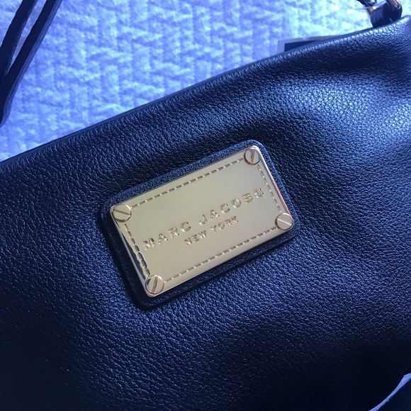 NWT Marc Jacobs classic leather crossbody black - Picture 2 of 7